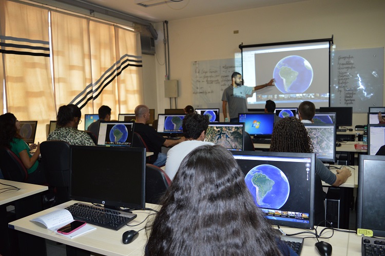 Minicurso foi realizado durante a Secitec do IFG - Câmpus Goiânia